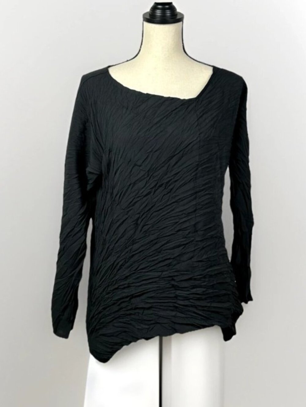 Babette Black Crinkled Asymmetric Hem Shirt Top Sz M Artsy Lagenlook USA